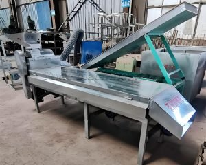 What are the types of tea seed peelers