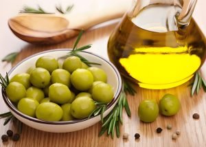 What are the factors that affect olive oil?
